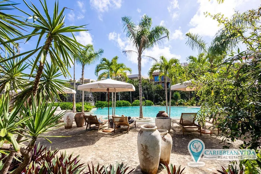Lavish New Studio-Resort Style Complex location